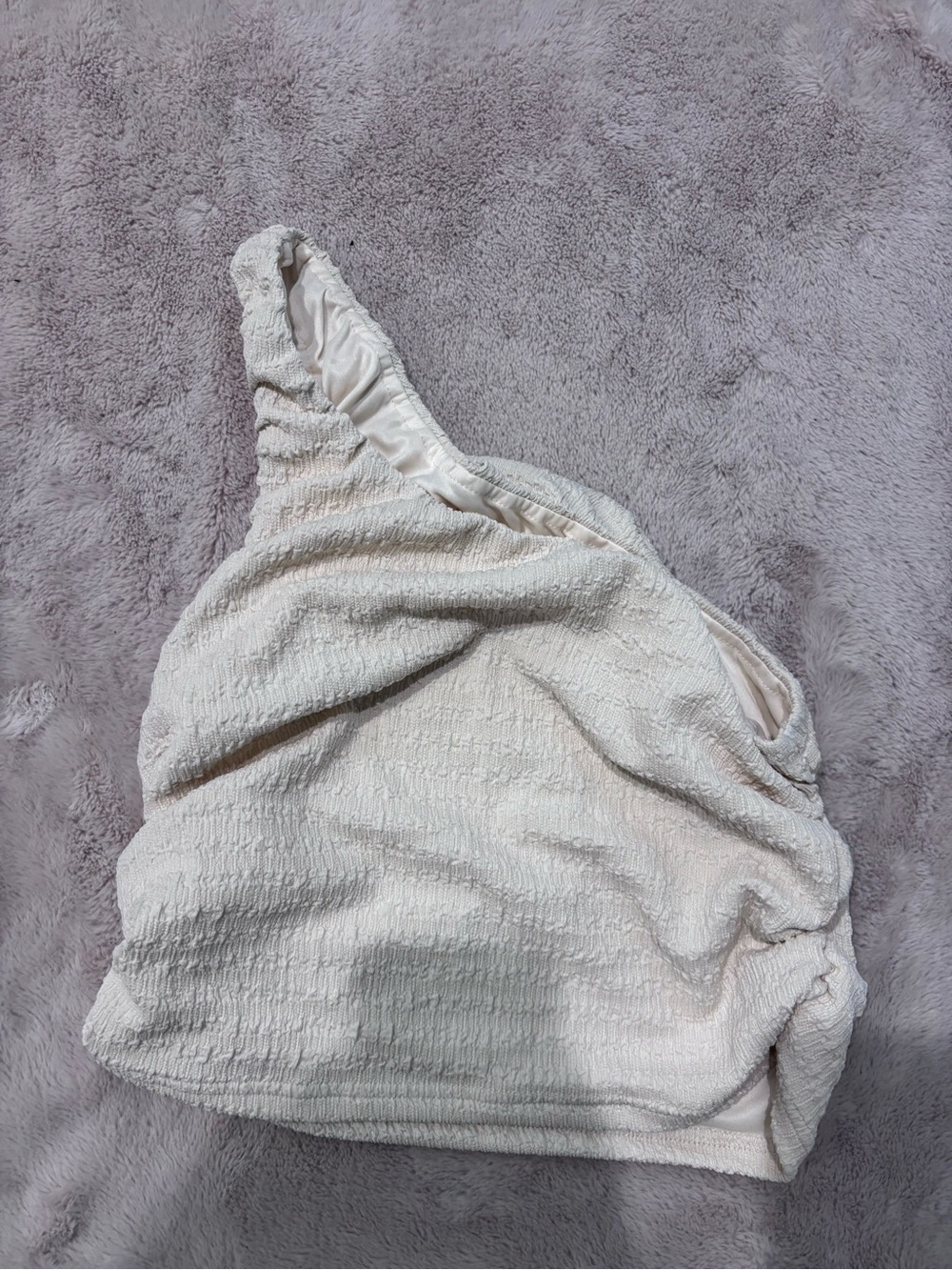 SHEIN Cream One-Shoulder Ruched Bralette - Picture 3 of 4
